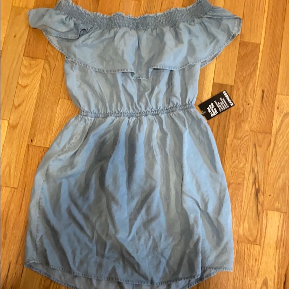 Off the shoulder chambray dress